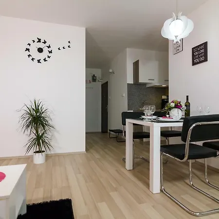 Apartments Trend 2 Rijeka Exterior photo
