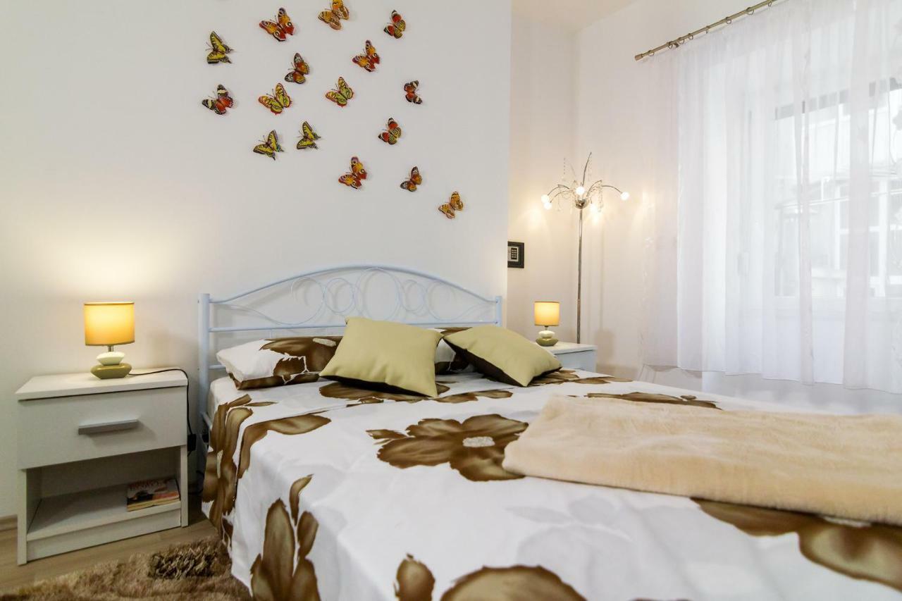 Apartment Trend 2 *